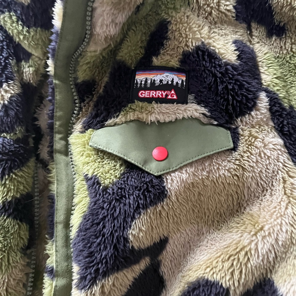 Camouflage sweater jacket.